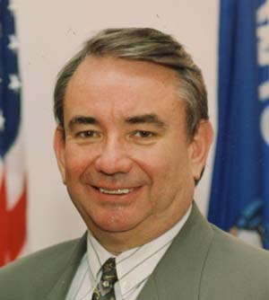 Photo of Governor Tommy Thompson